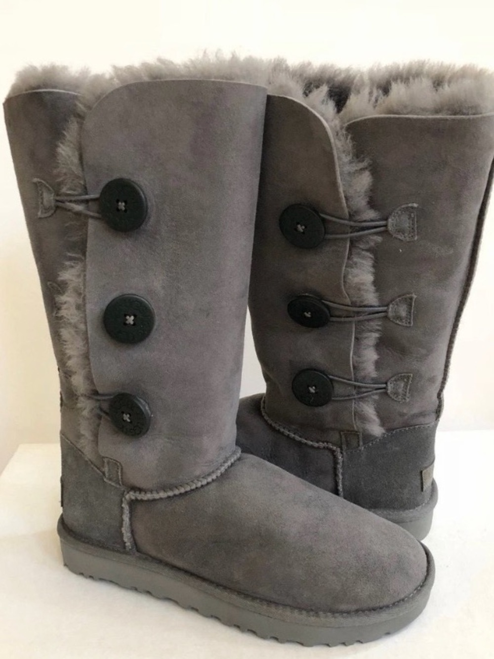 UGG BAILEY BUTTON TALL II TRIPLET GREY GRAY BOOT US 9